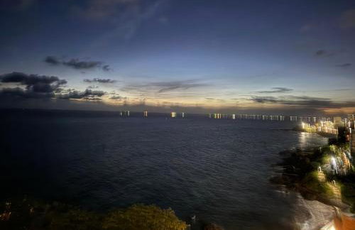 Apartamento alto padrão Salvador BC1309 Pé na Areia Vista Mar Barra Ondina - Foto 2