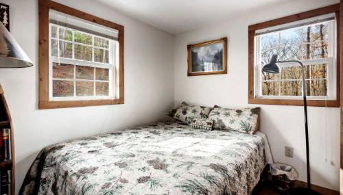 Lustrous Lakefront Cabin Oasis near Lake Ferndale in West Virginia - Foto 4