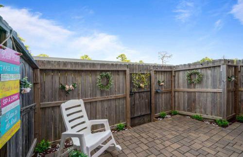 Townhome - Convenient Location - Foto 13