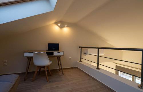 A V Luxury Apartments with Private Pools - Photo 20