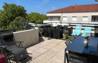 BnGo I Immense RoofTop Lyon I 2 chambres, 4 places parkings, 2 immenses terrasses, 8 personnes - Photo 13