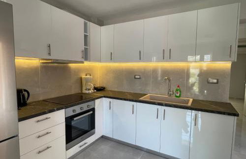 Arian Apartments - Photo 14