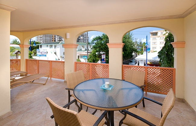 Modern 2-bed Apt Near Beach In St. Lawrence Gap 2 Bedroom Apts by Bluescape - Foto 66