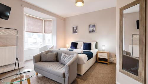 Double Room - Kitchen - Parking - Near Shops - Foto 3