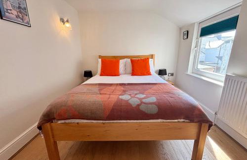 Pandora Cottage Charming Seaside Escape, Newlyn, Sleeps 4 - Photo 9