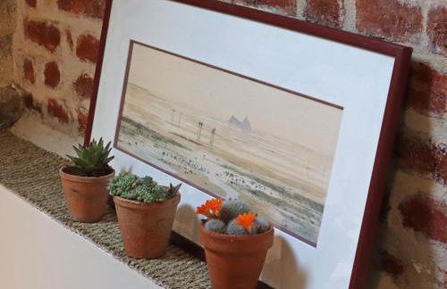 Maison historique du 15ème siècle avec jardin à La Carneille - FR-1-497-135 - Foto 18