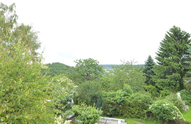 Holiday Home in Morscheid-riedenburg With Balcony - Photo 19