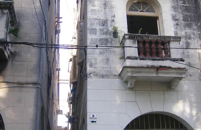 Aparthotel in Havana - Photo 31