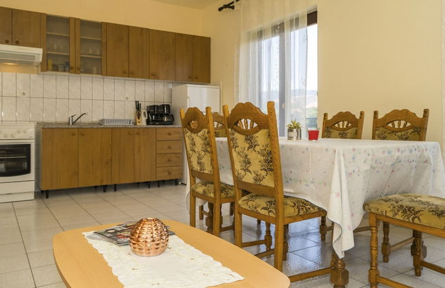 Vacation House With the Pool, Near River Cetina - Foto 30