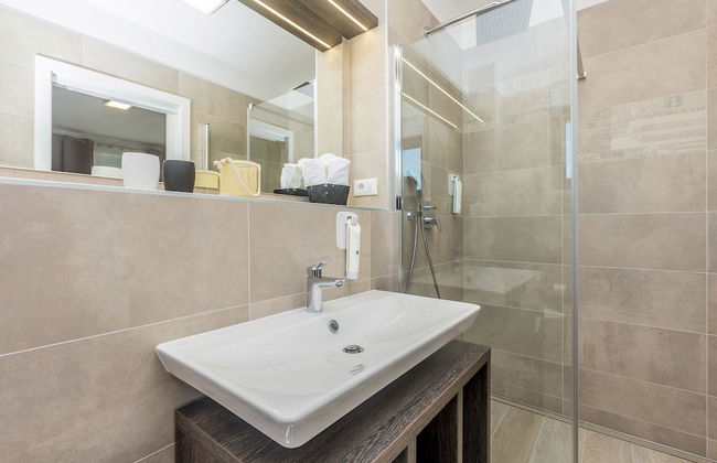 JAZZ at Rova Villa Luna - Foto 24