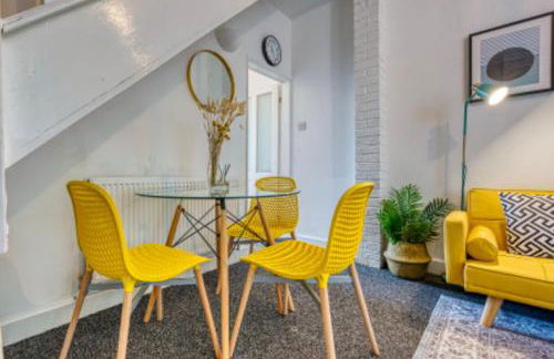 Stylish and Comfy Contractor House and Monthly Offers in Stoke on Trent By 20Property Stays Serviced Accommodation - Foto 2