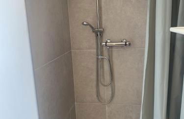 Charmante maisonnette proche du centre du village - Foto 11