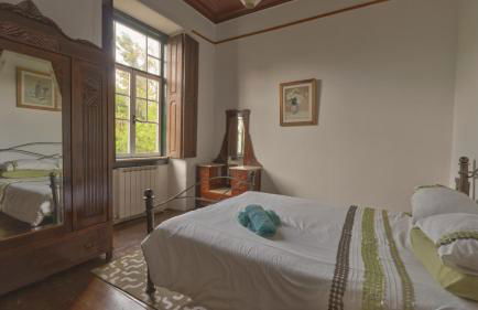 Large, converted farmhouse with pool - Foto 47