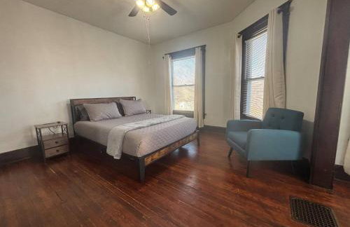 3BR suite w/ office close ISU - Foto 11