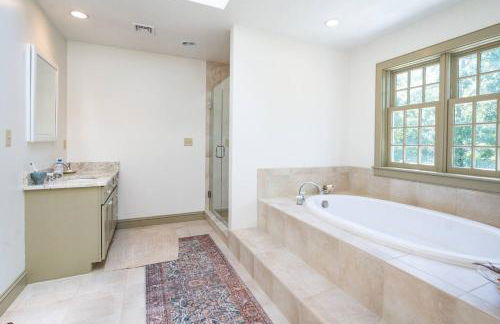 Historic Coastal Home • Marsh Views • Pet-Friendly - Foto 26