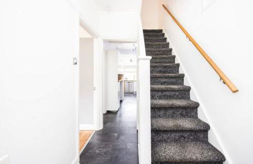 4 Bed , Monthly & Weekly Offers , Ideal For Contractors , Relocation & Leisure Stays - Photo 15