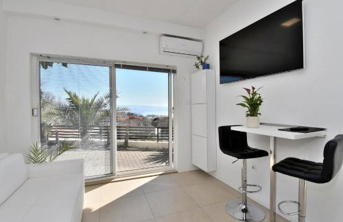 Apartments Lux with pool - Foto 25