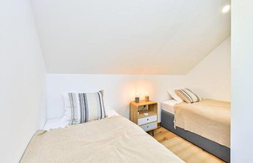 2 Bedroom Cozy Home In Kobasicari - Foto 36