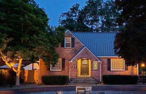 Valley Brickhouse Hot Tub Trails Downtown 1m - Foto 1