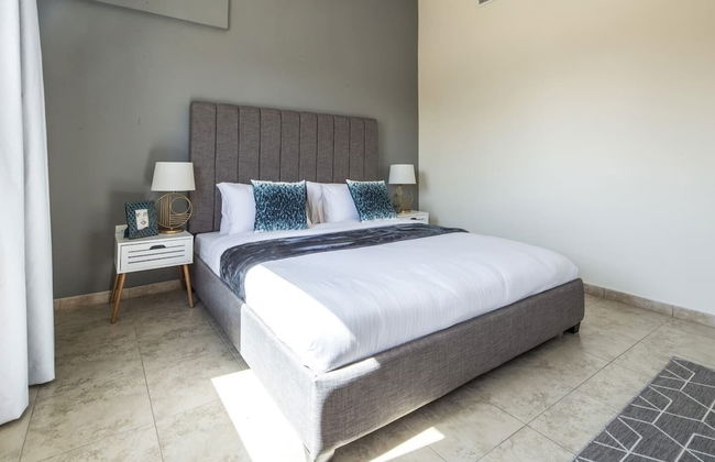 Signature Living in Modern 1BR Apartment at Jvt! - Foto 2