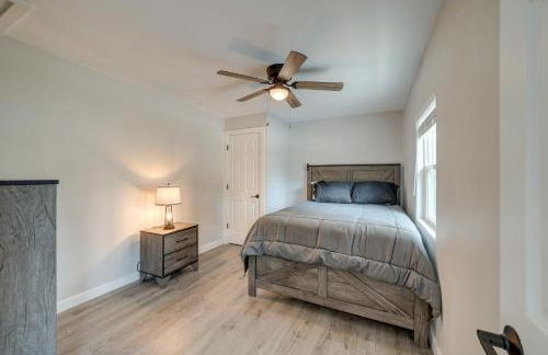 Waterfront Grove Retreat with Dock Cedar Ridge - Foto 15