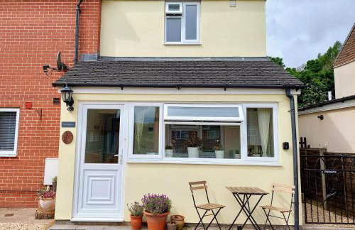 The Beehive - Self catering in the heart of the Forest of Dean - Photo 18