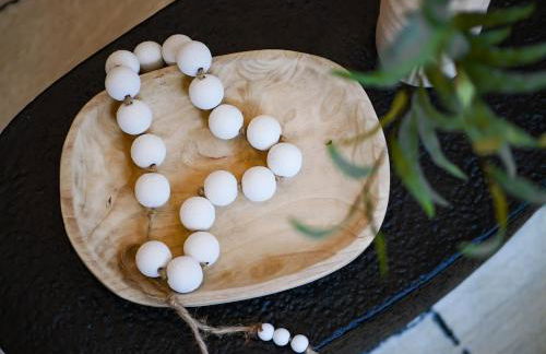 The Modern Boho Brick Loft - Foto 45