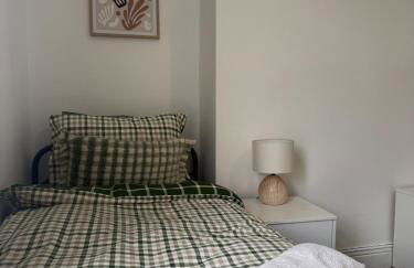 ResiLets 1st Floor apartment - Foto 13