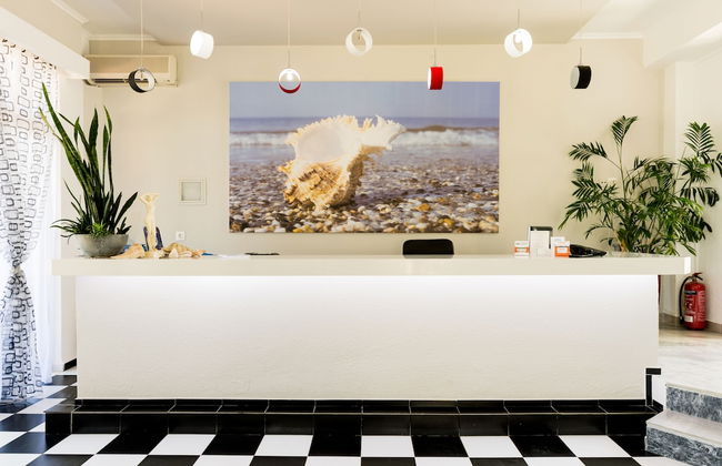 Terinikos Sunny Garden Hotel & Junior Suites - Foto 3