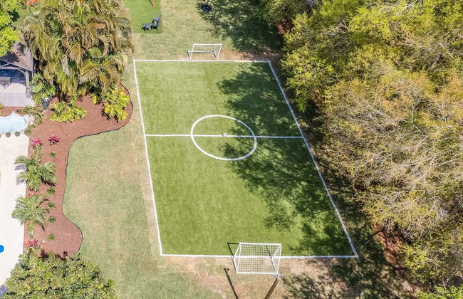 Luxe Largo Retreat: Pool, Games, Basketball & More - Foto 22