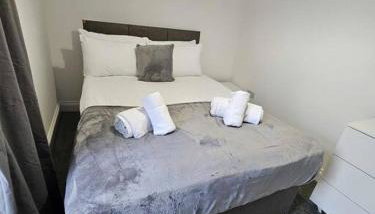 Contractor Room - Kitchen - Central Spot - Photo 2