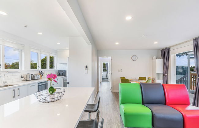 Ellerslie 3BR House | Fresh Reno | Zodiak Stays - Foto 19