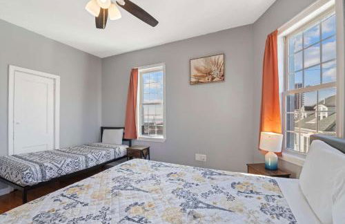 Escape to Raleigh Ave 3 Steps from the Beach - Foto 12