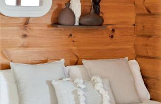 Recién renovada! Exclusiva villa de madera con piscina y vistas al mar - Foto 22