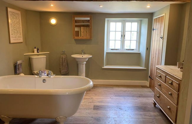 Charming 3-bed Cottage Near Chipping Norton - Foto 8