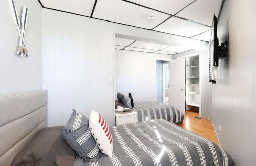 Chain O' Lakes Beach Penthouse Sunset View and Boat Dock - Foto 29