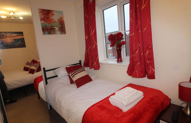 Southdown House - Photo 2