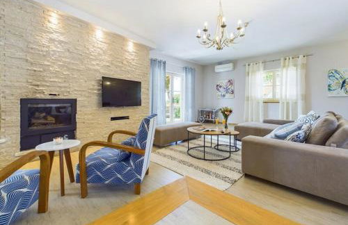 Villa in Sveti Lovre with swimming pool - Foto 12