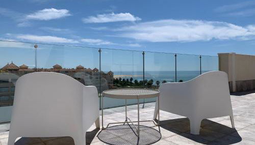 Penthouse with wide terrace next to the ocean - Foto 5