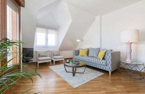 Apartamento boutique con terraza y vistas al mar. Porto Vilanova - Foto 8