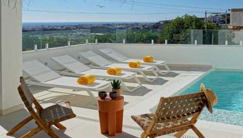 Casa do Pátio-Two Private Pools Villa- Rooftop & Panoramic Pool by DreamvillasAlbufeira - Foto 3