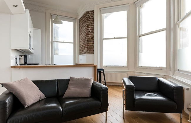 Immaculate 1-bed Apartment on Hove Seafront - Foto 1