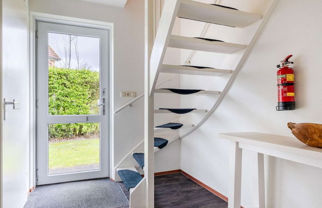 Villa in Banjaard Near Sandy North Sea Beach - Foto 2