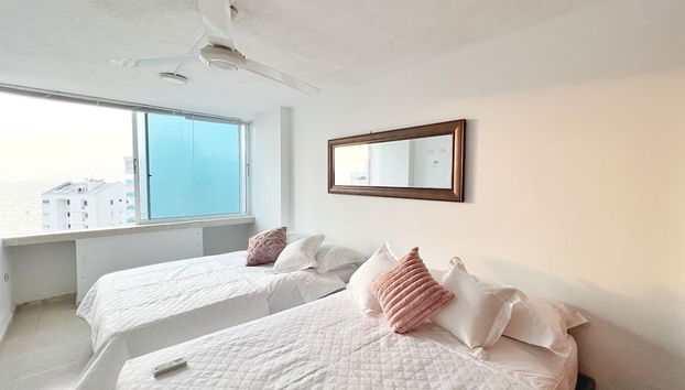 APTO 3 ALCOBAS PISO 17 BY PARCEROS GROUP - Foto 3, Habitación