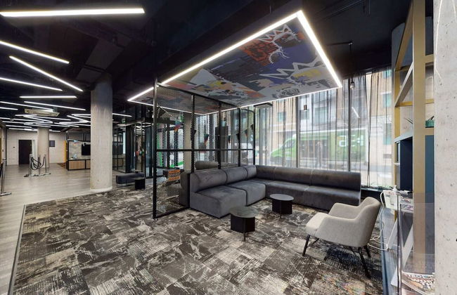 For Students Only Canvas Manchester - Foto 30