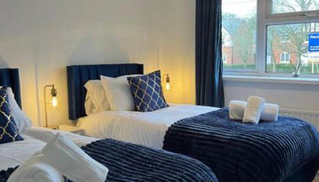 Rectory House Perfect for Families, Groups, Business, Contractors, Sutton Coldfield - Foto 2