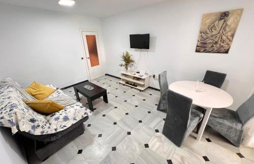 La Gran Playa,Piscina Terraza y parking 8 personas - Photo 9