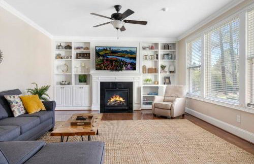 Spacious Family Getaway ~ Fire Pit~ Private Office - Foto 68