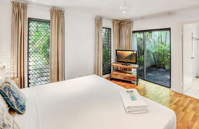 Cascade Gardens - Photo 17