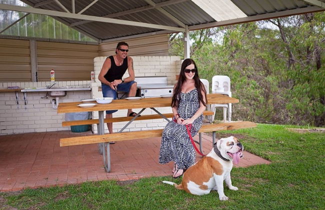 Emu Beach Chalets - Photo 63